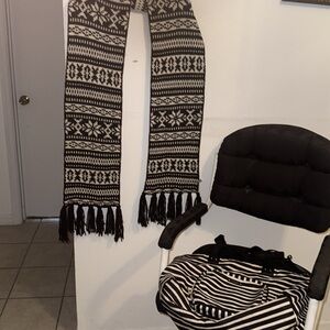 Bundle of Kate Spade Watson Lane Lyla Black & White Nylon and Old Navy scarf